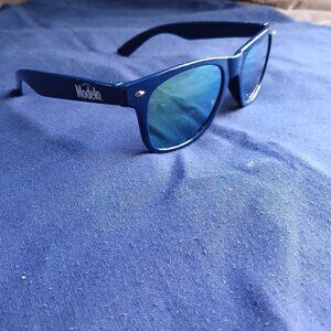 Modelo Cerveza classic blue/yellow sunglasses